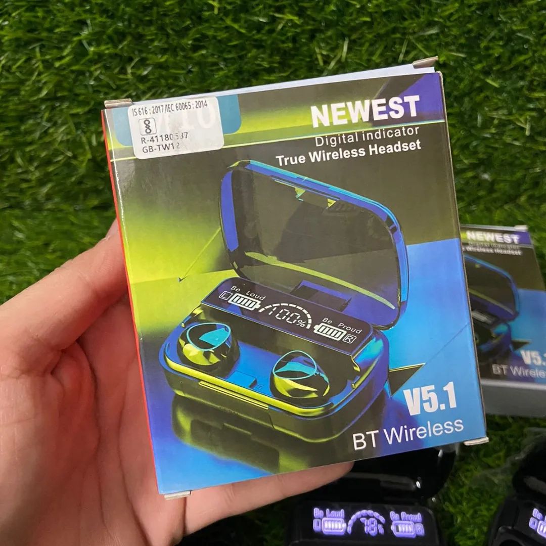 M1O TWS WIRELESS BLUETOOTH EARBUDS WITH POWERBANK | HIGH QUALITY SOUND & BASS | 7DAYS BATTERY